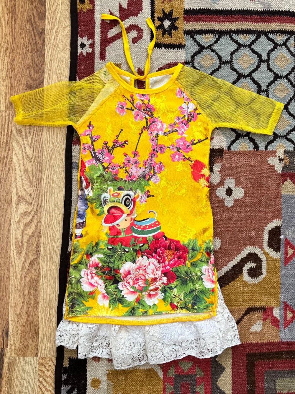 Baby ao dai for Tet with dragon 18-24m, 2T
